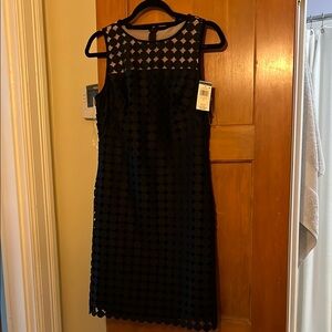 Elegant Black Sleeveless Dress